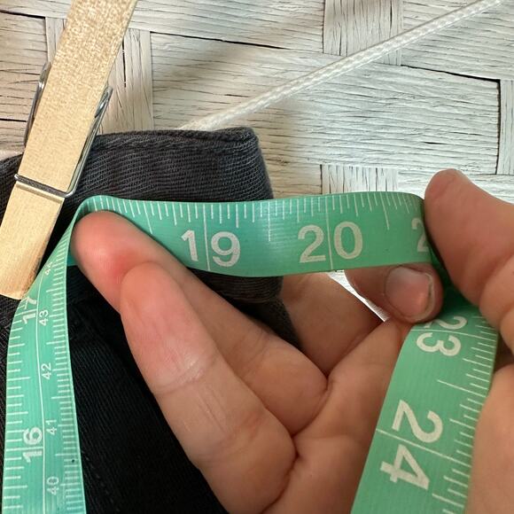 Universal thread mid rise, Bermuda shorts, very dark gray pockets plus size - Picture 6 of 10